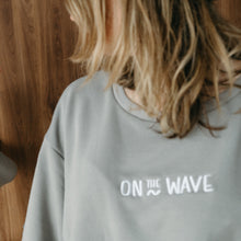 Načíst obrázek do prohlížeče Galerie, On the wave MAMA sweatshirt
